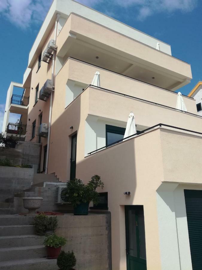 Olea Apartment Tivat Exterior photo